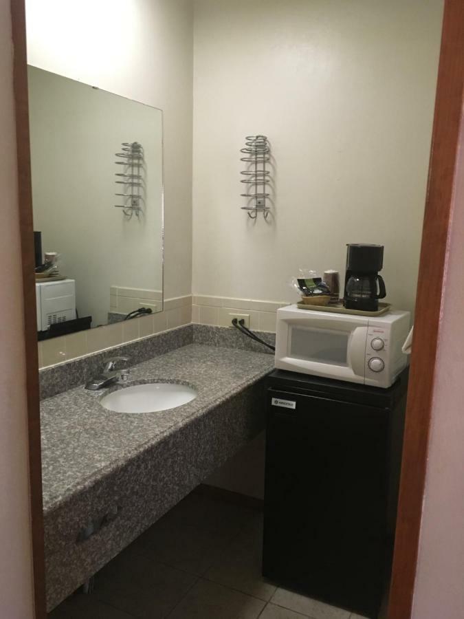 Budget Inn Lafonda Motel リベラル エクステリア 写真